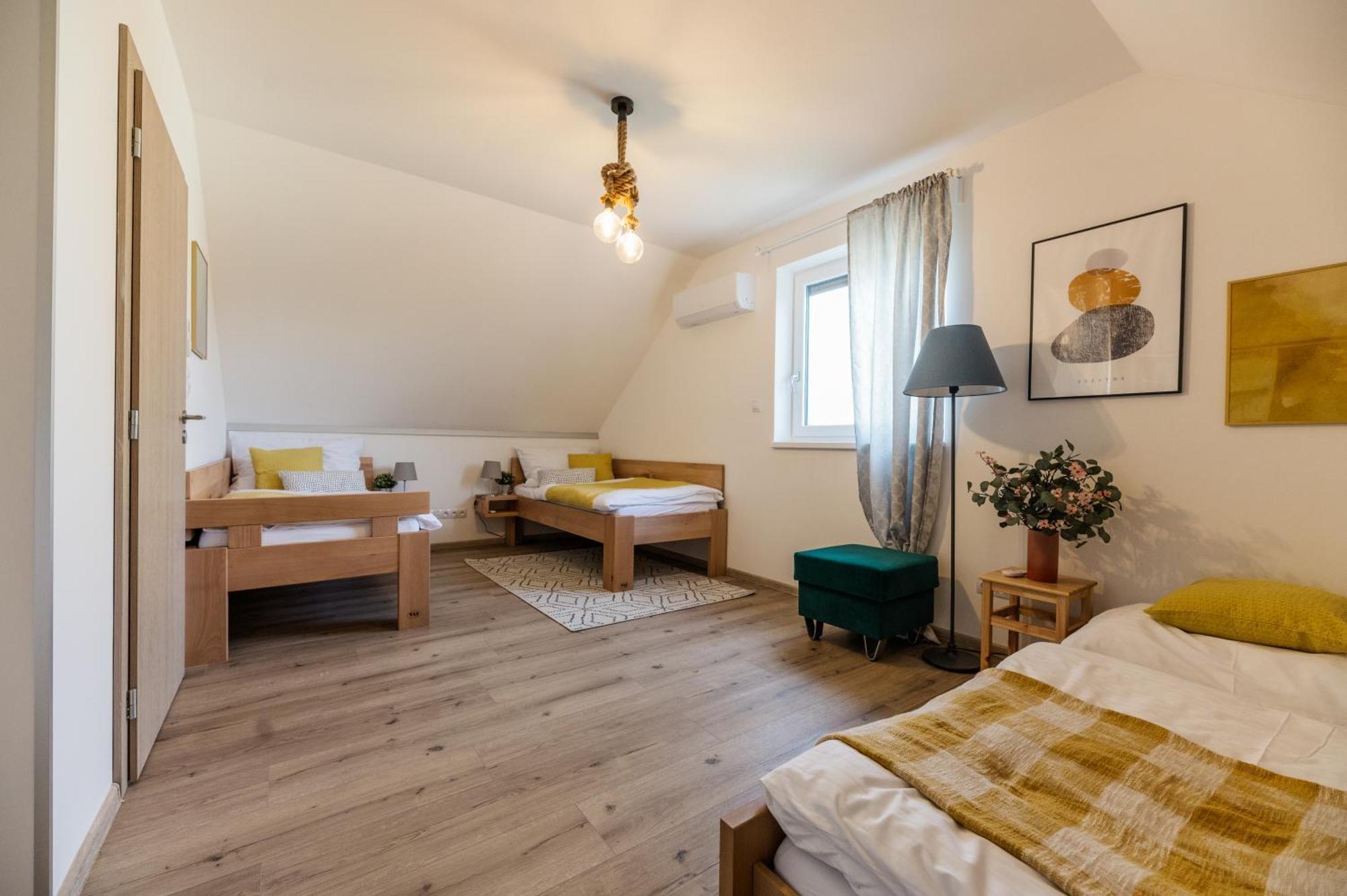 Rekreacni Dum U Jezer, Milovice 6 Villa Ngoại thất bức ảnh