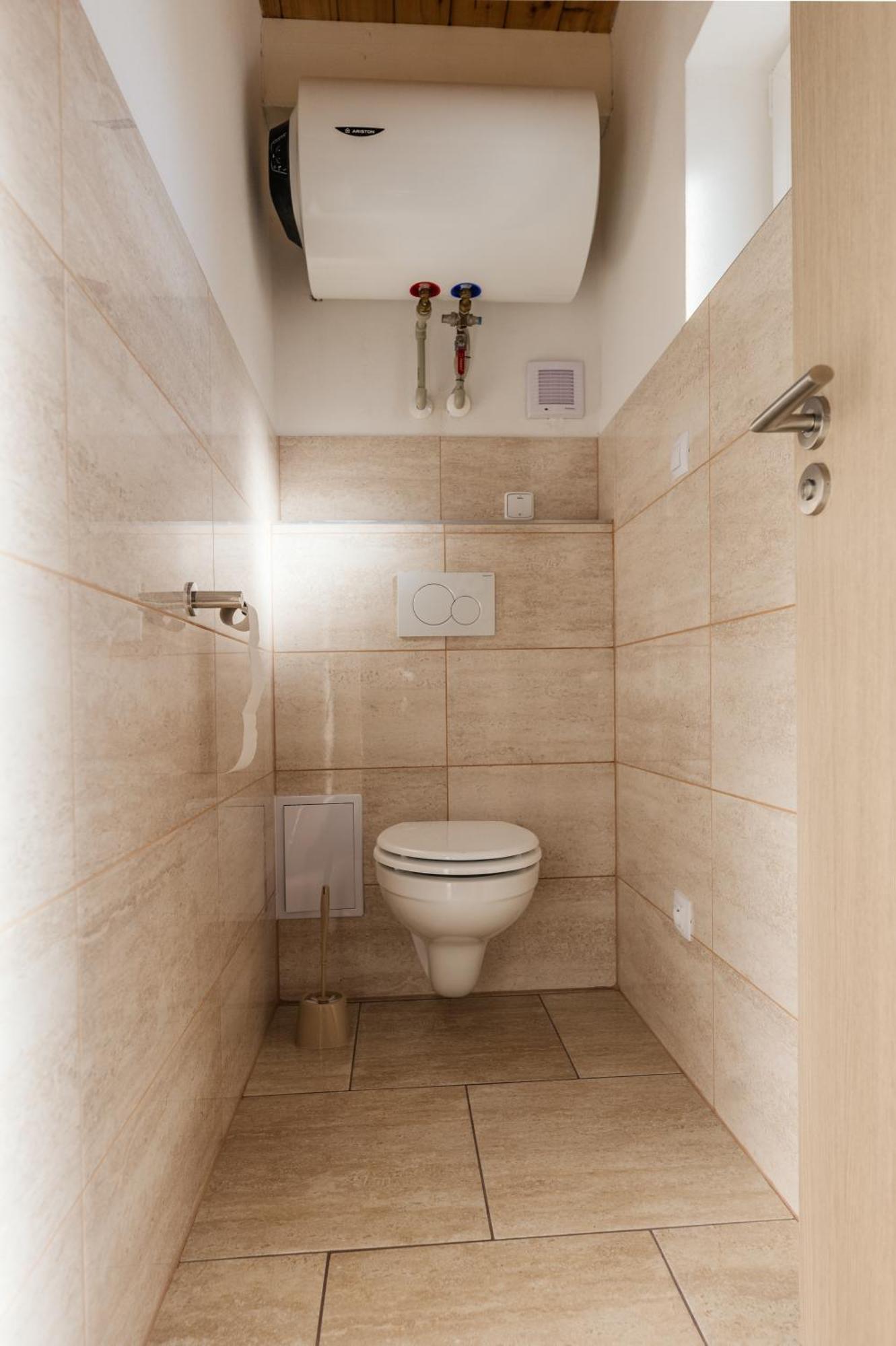 Rekreacni Dum U Jezer, Milovice 6 Villa Ngoại thất bức ảnh